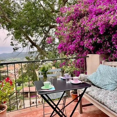 Holiday home Lilie House